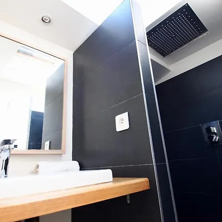 Loft Lumineux Goya Apartment *